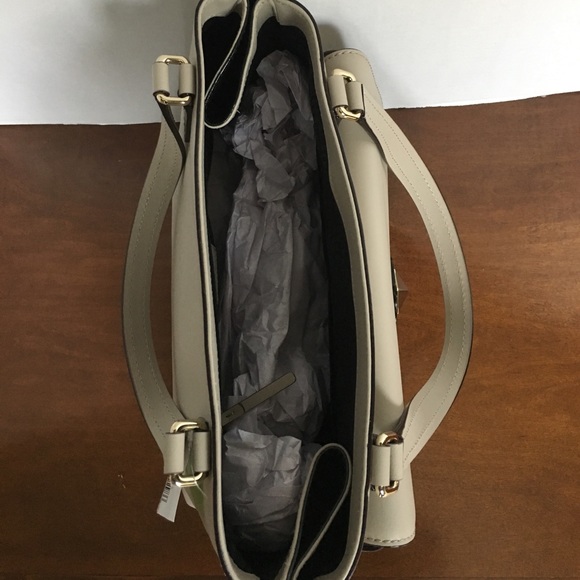 NWT Kate Spade Austin Handbag - Picture 2 of 5