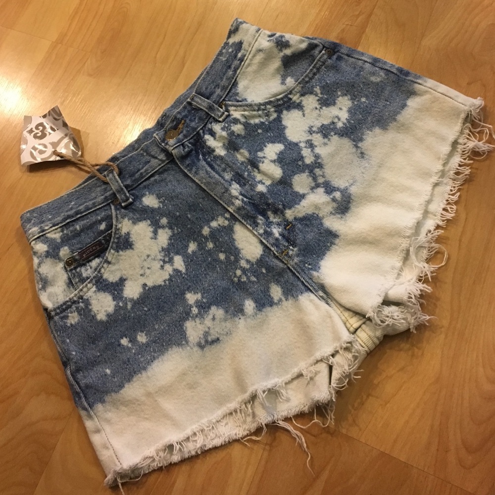 VINTAGE Riders bleached high waisted cutoffs