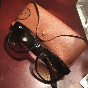 Ray-Ban RB4184 - SOLD ELSEWHERE