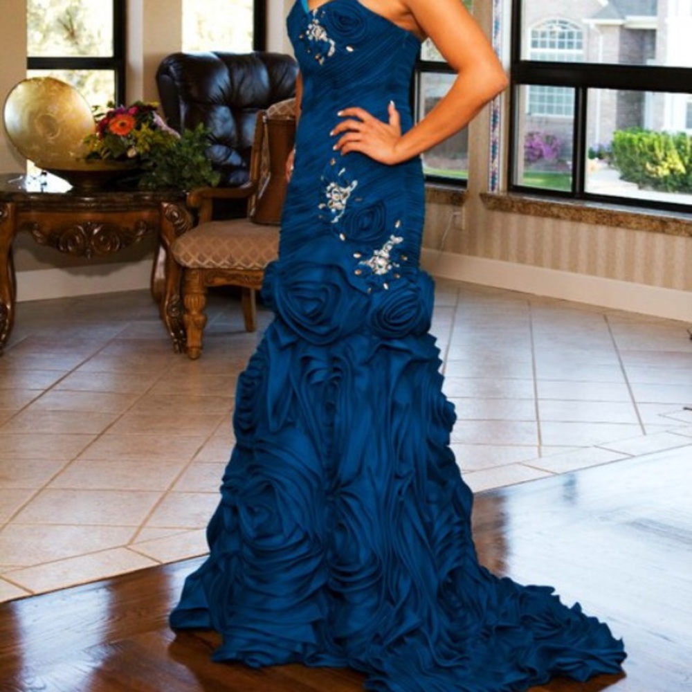 PROM Dress- Mac Duggal Formal Prom Dress