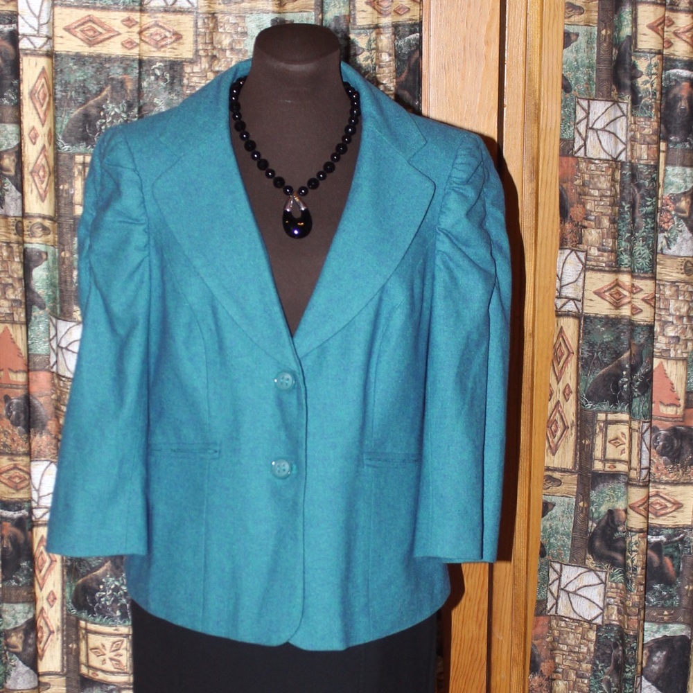 ✨ The Limited ✨ Wool Blazer