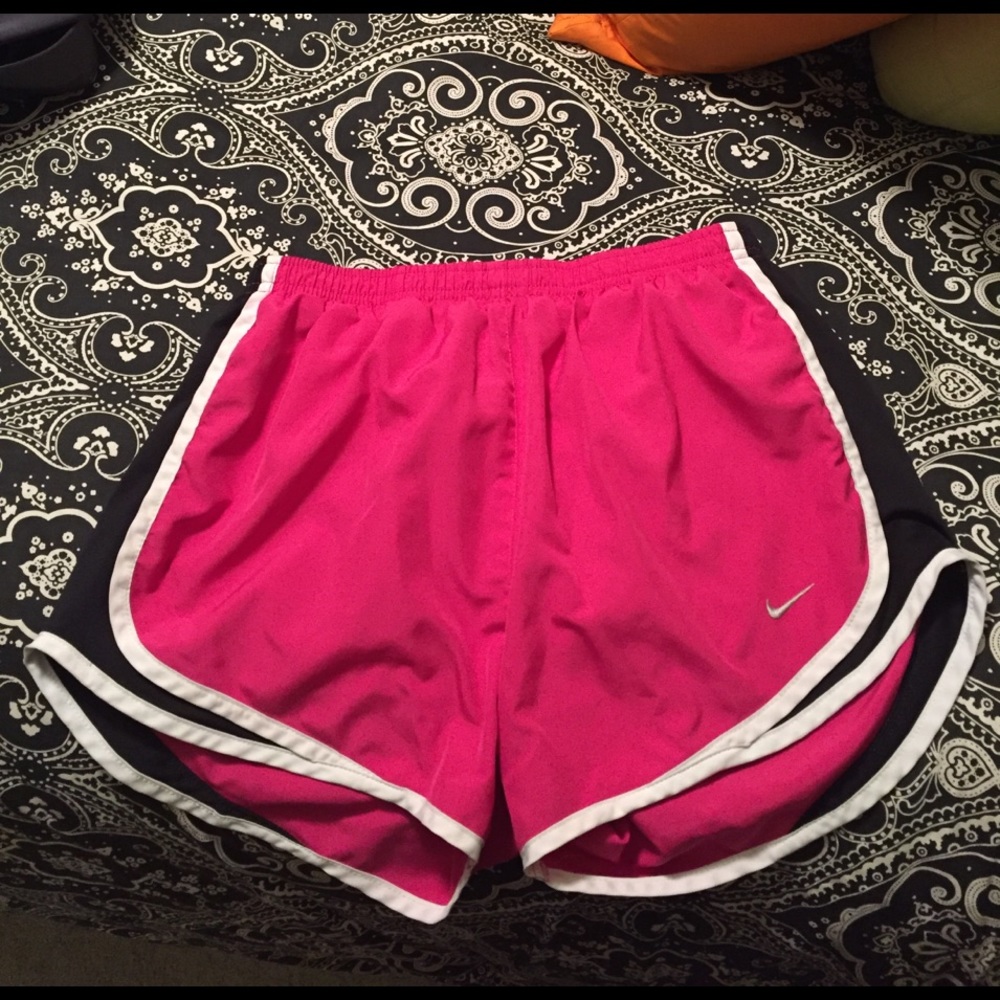 Gently worn and no stains Nike dri-fit