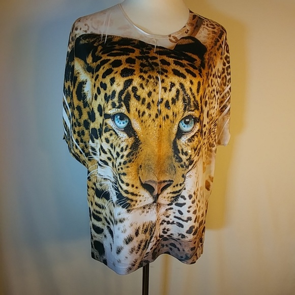 Tops - Women's shirt