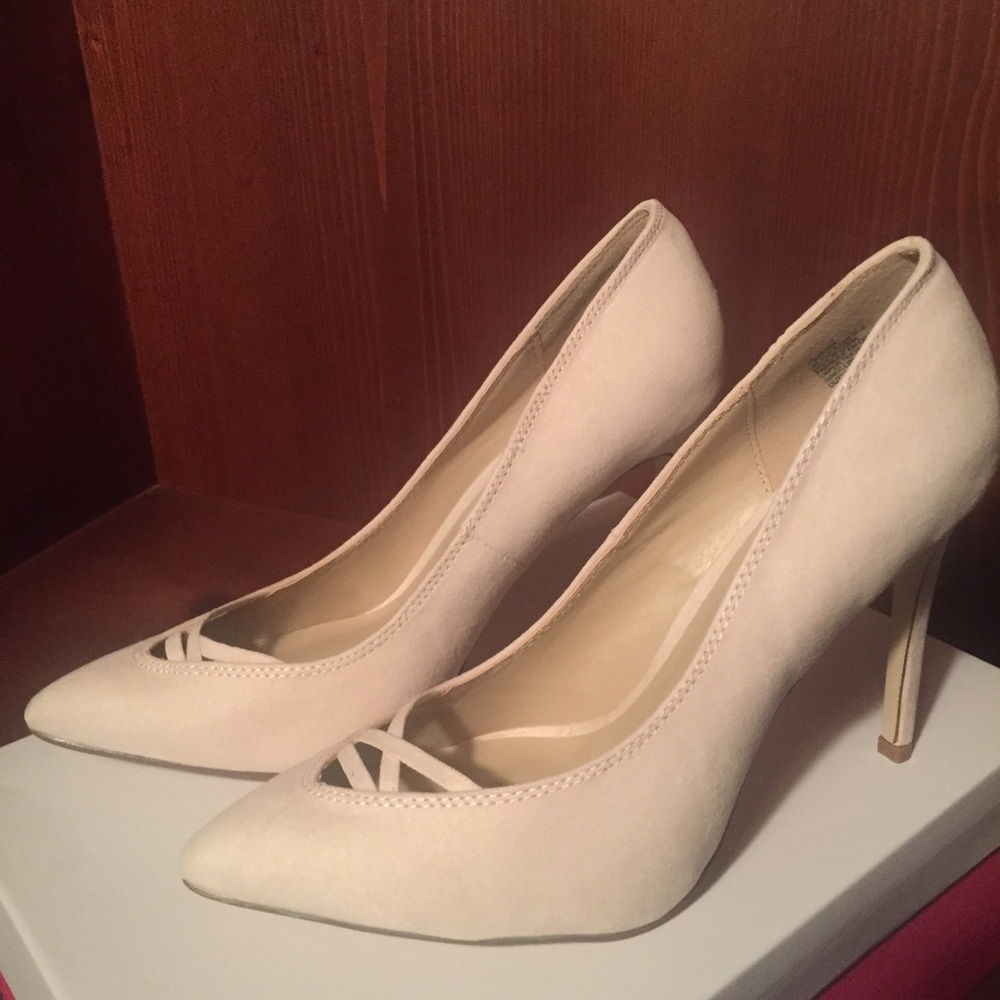 Just Fab Woman's Heels