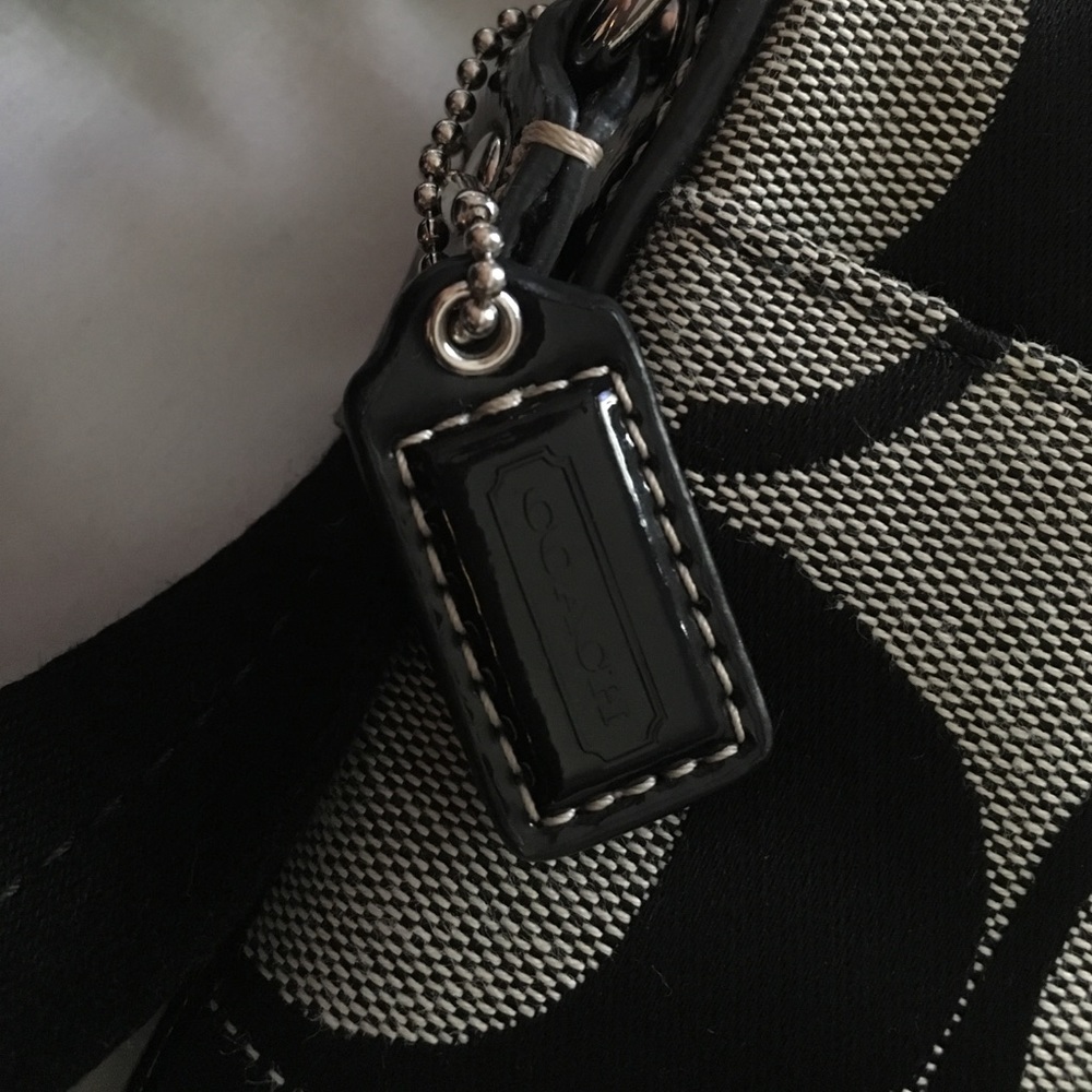 Purse - Picture 3 of 3