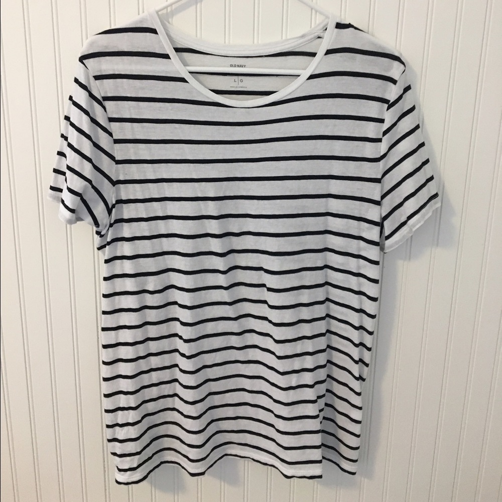 Black and white striped tee