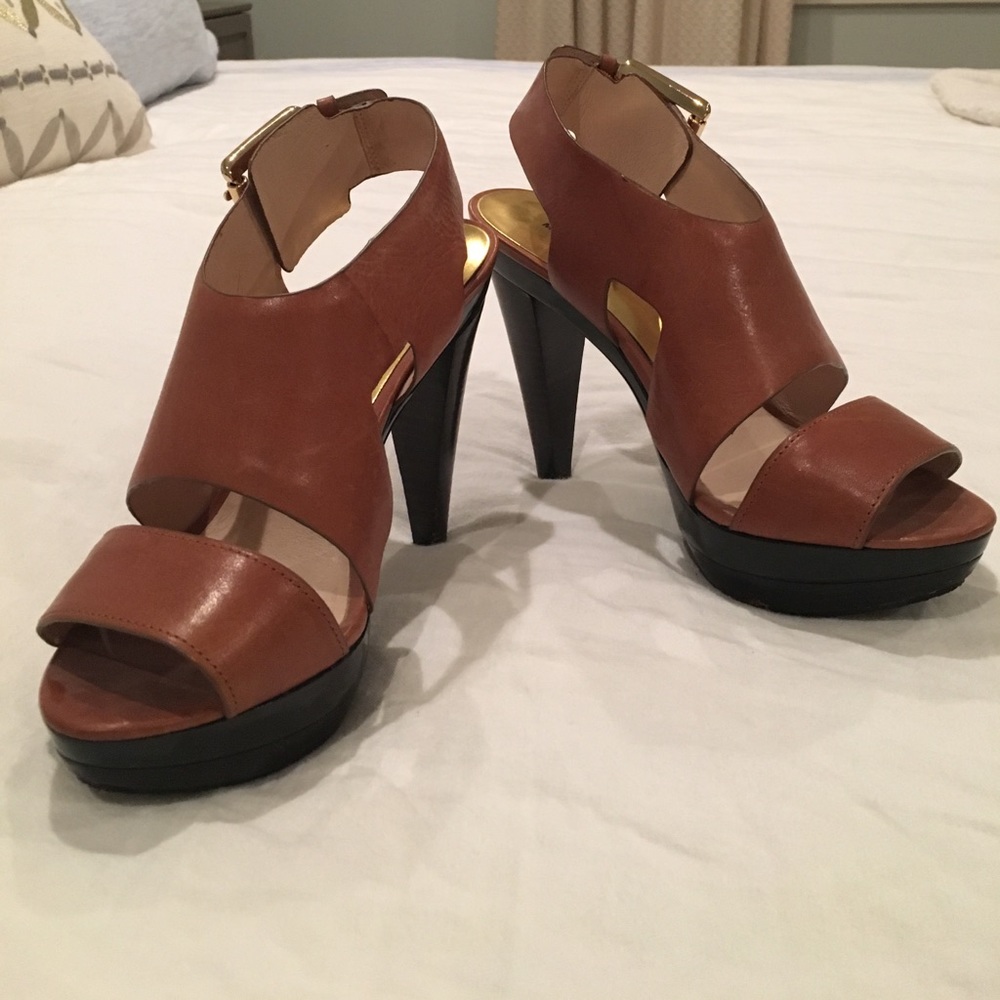 Cognac Michael Kors Platform Heels Size 7.5