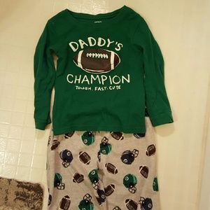 Boys Pajama set size (5T)