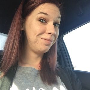 Meet your Posher, Nicole