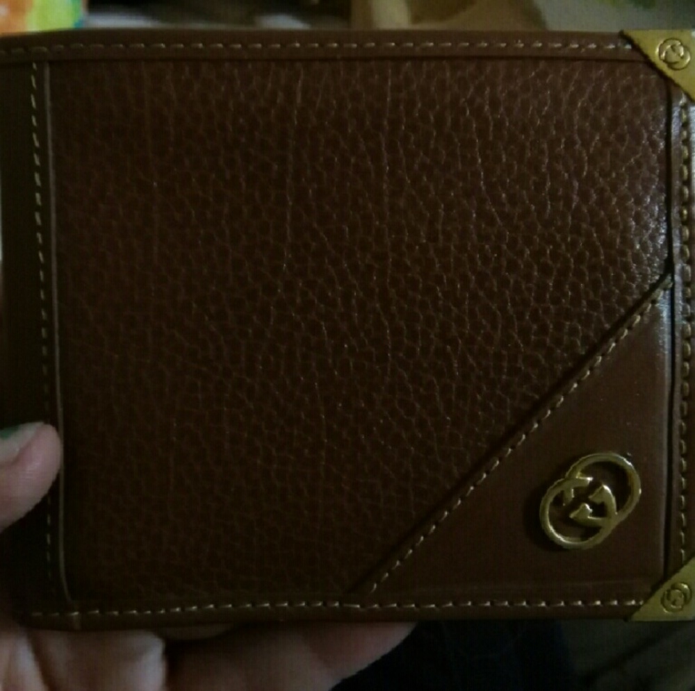 Like new Gucci wallet