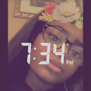 Meet your Posher, Aliesa