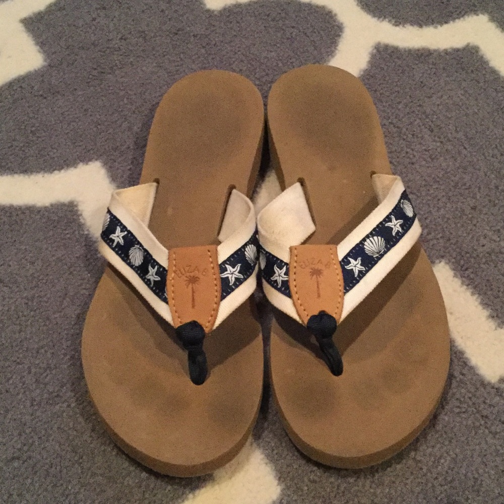 Eliza B Flip Flops. Size 9