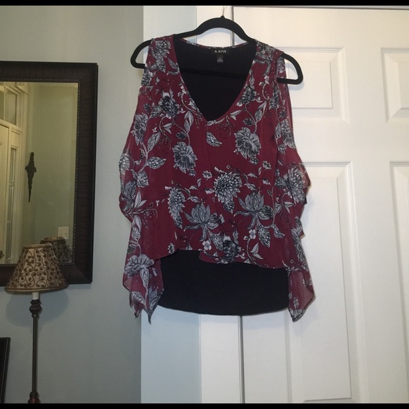 A. BYER Cold Shoulder/sheer overlay NWT - Picture 4 of 4