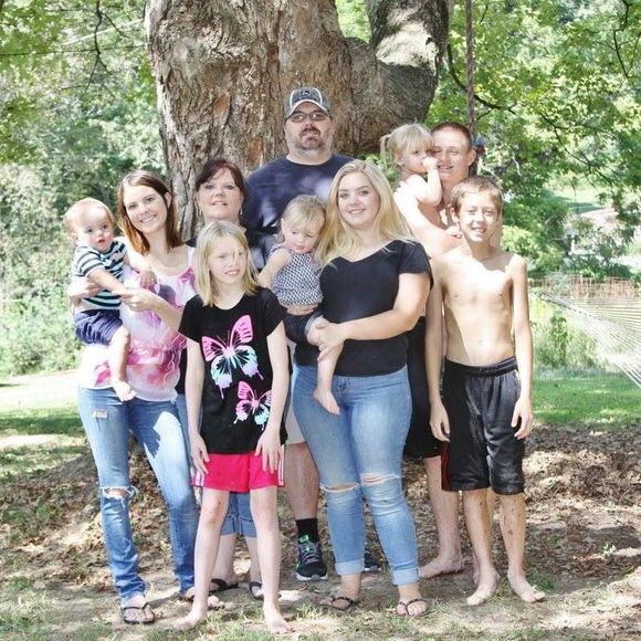 Meet your Posher, Lisa - Picture 1 of 1