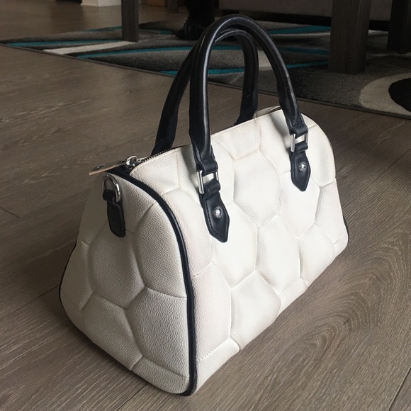 BALR Handbags - BALR Genuine Leather Purse