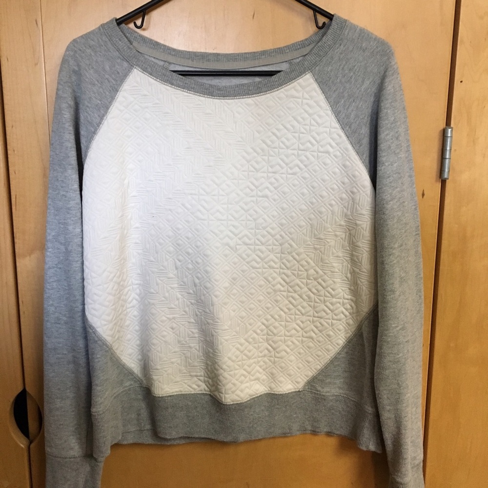 Sweater grey and white