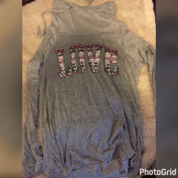 A light sweater with a turtle neck from rue21 - Picture 1 of 3