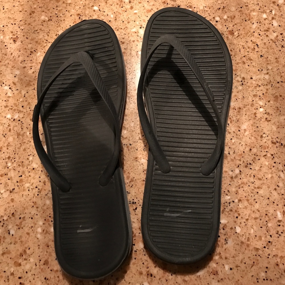 Nike Flip Flops