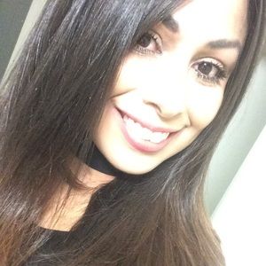 Meet your Posher, Leslie