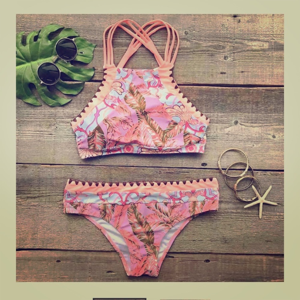 Cupshe bikini swimsuit.