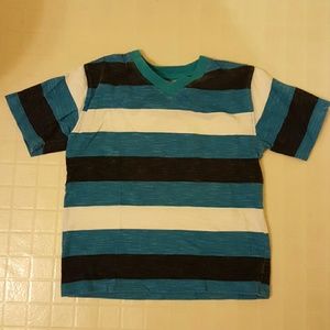 Boys T Shirt size (4/5)XS