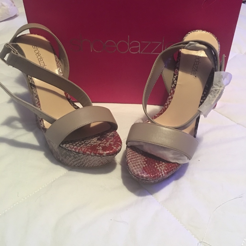 Wedge sandal