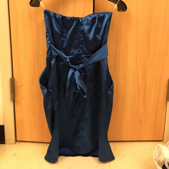 Shiny teal cocktail dress - Picture 2 of 3