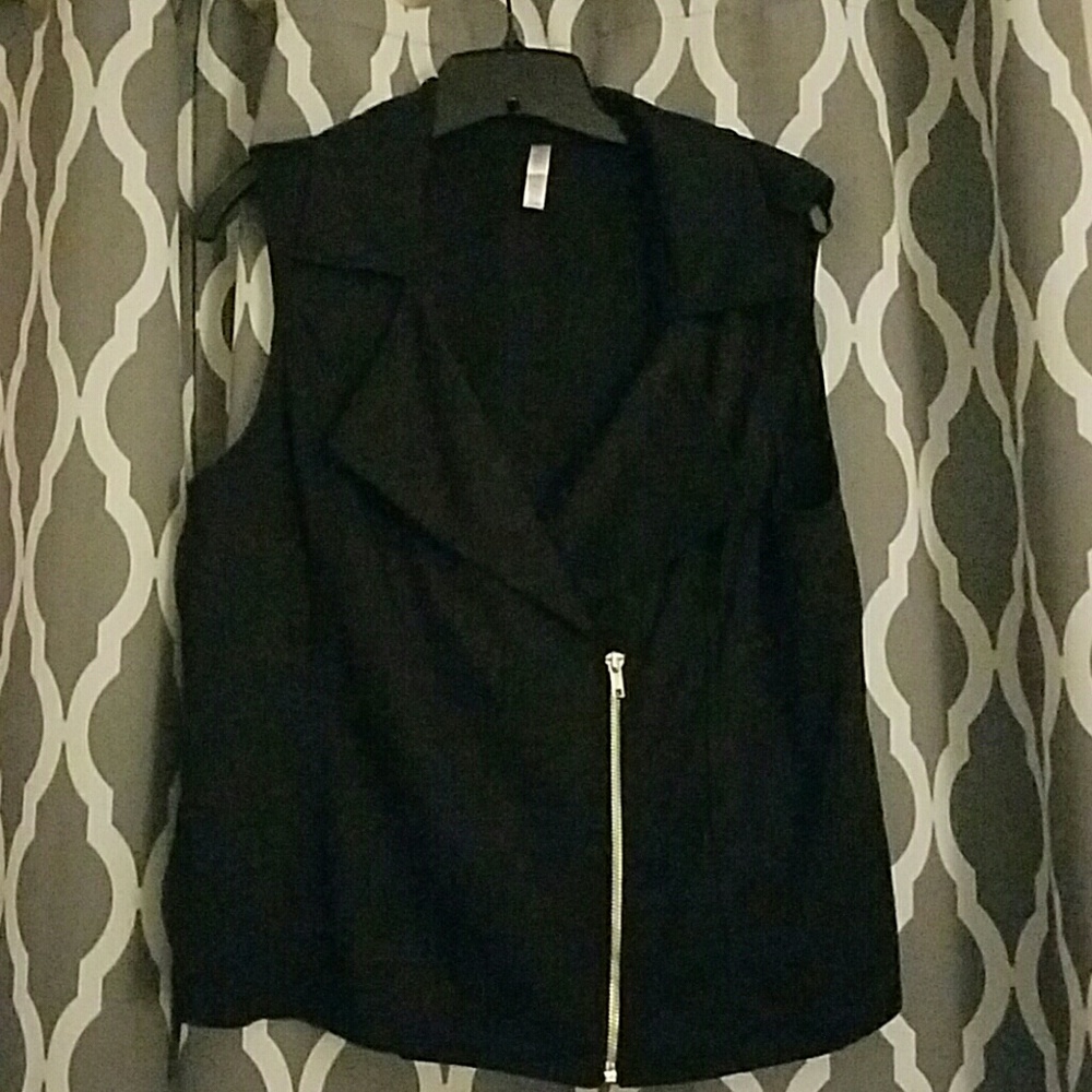 Black vest