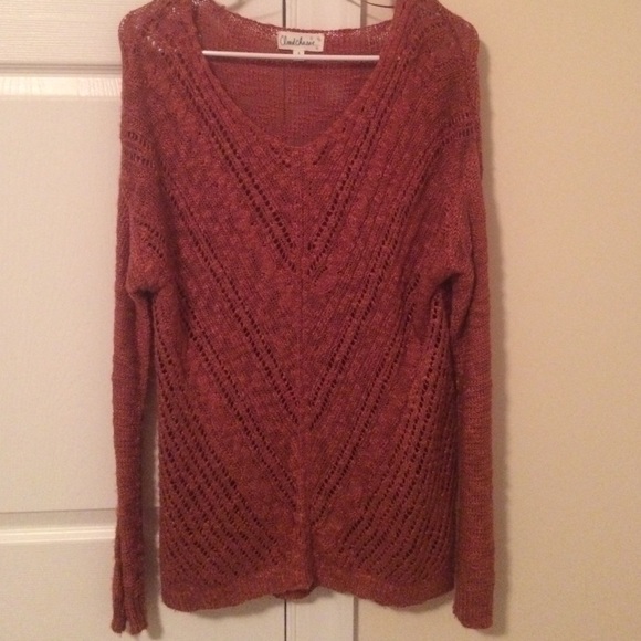 Sweater - Picture 1 of 1