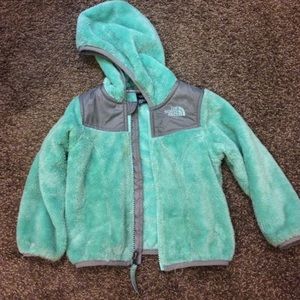 2t North face jacket/coat