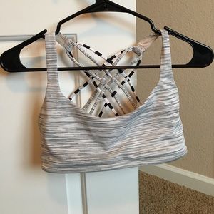 Lululemon sports bra