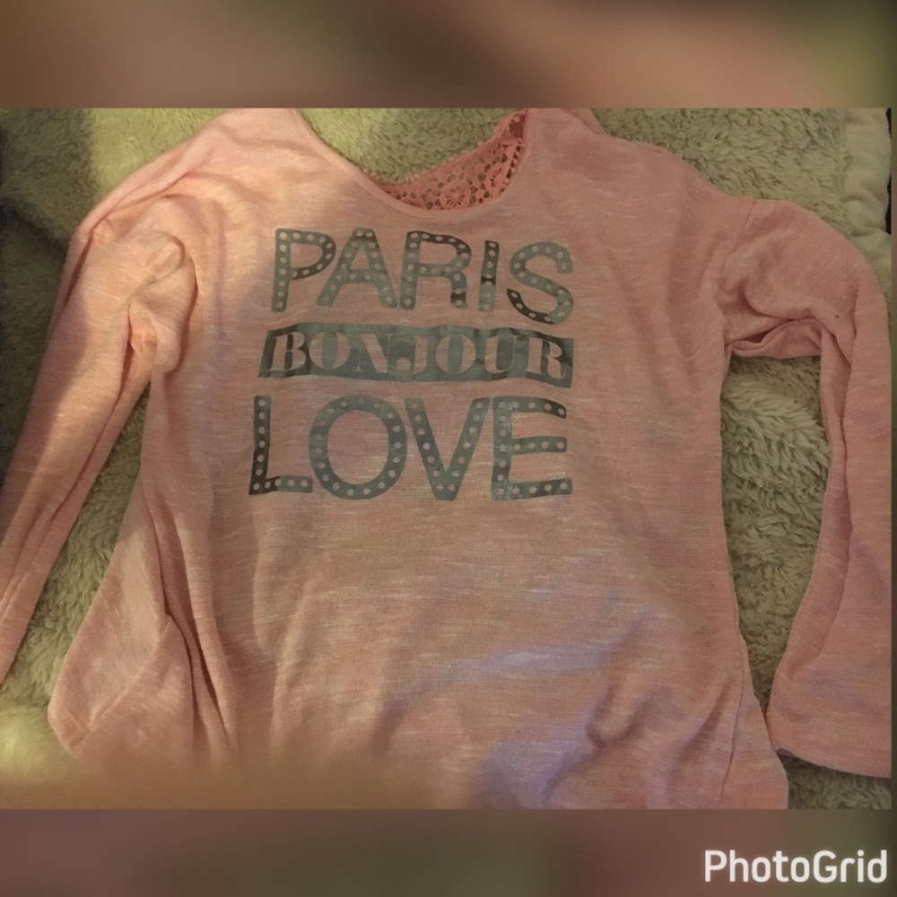 Paris bonjour love tee