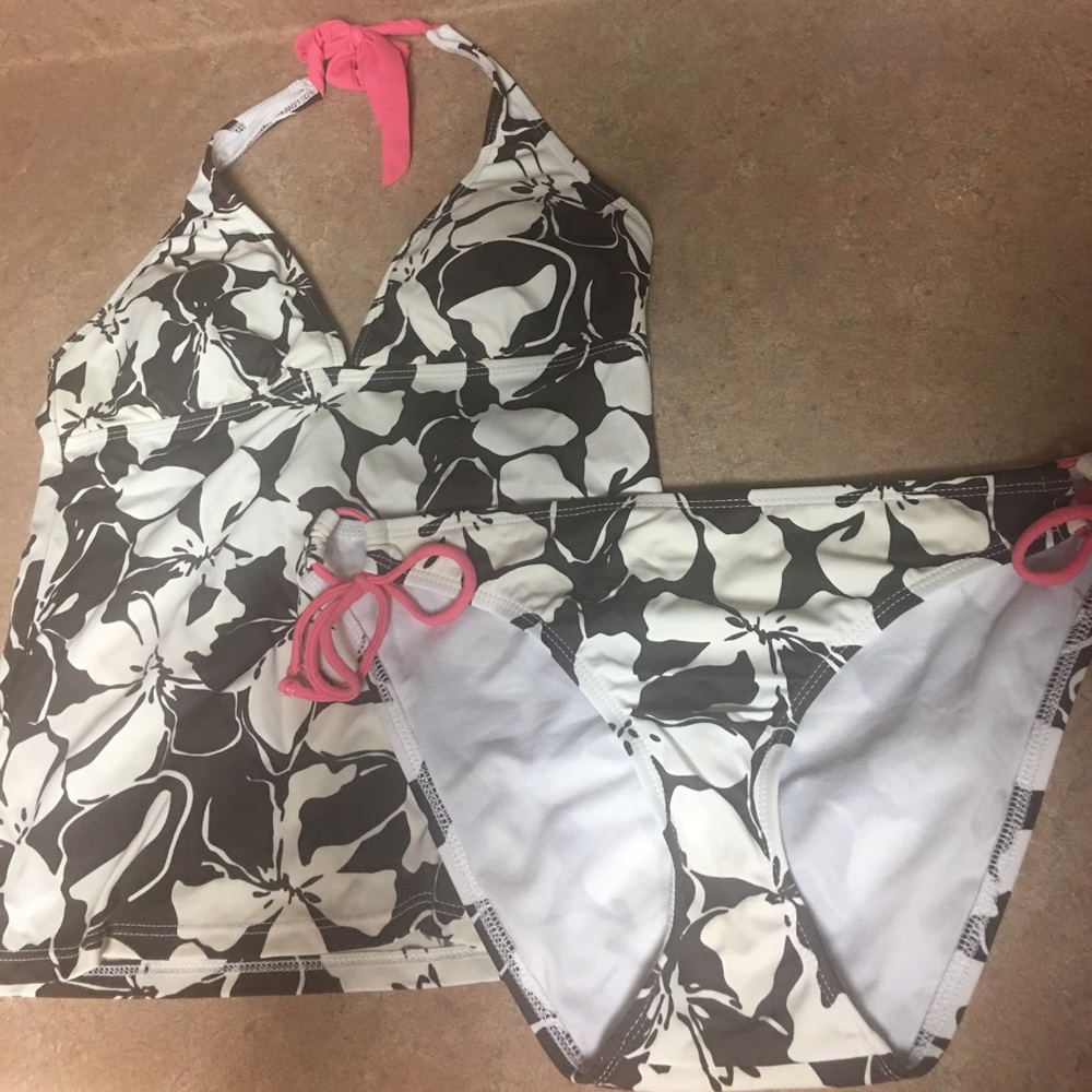 Athleta Tankini top med tall and bottoms lg 👙