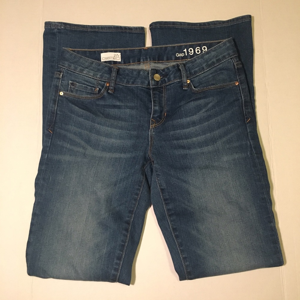 GAP perfect boot cut jeans excellent cond 27 R
