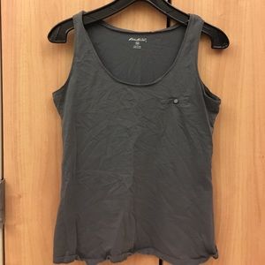 Simple gray tank