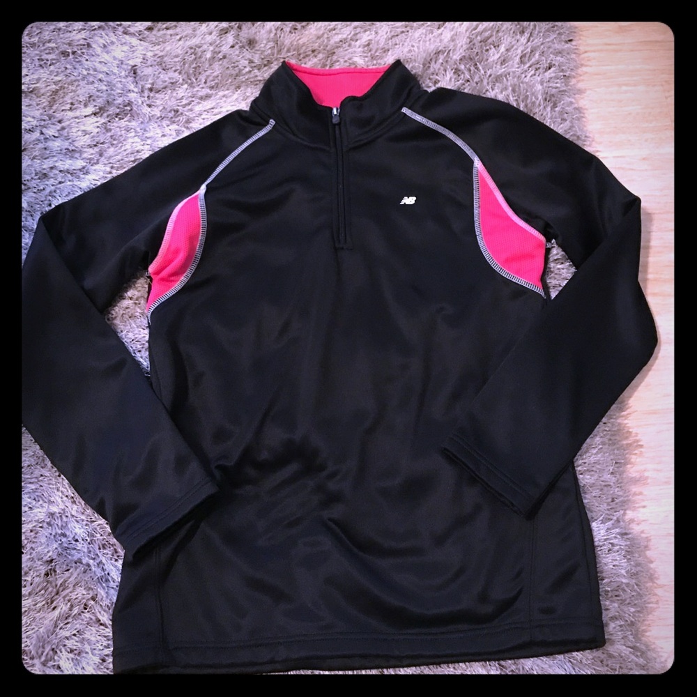 Black exercising sweater