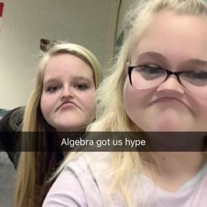 Meet your Posher, Laina