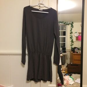 Long sleeve purple/grey dress with elastic