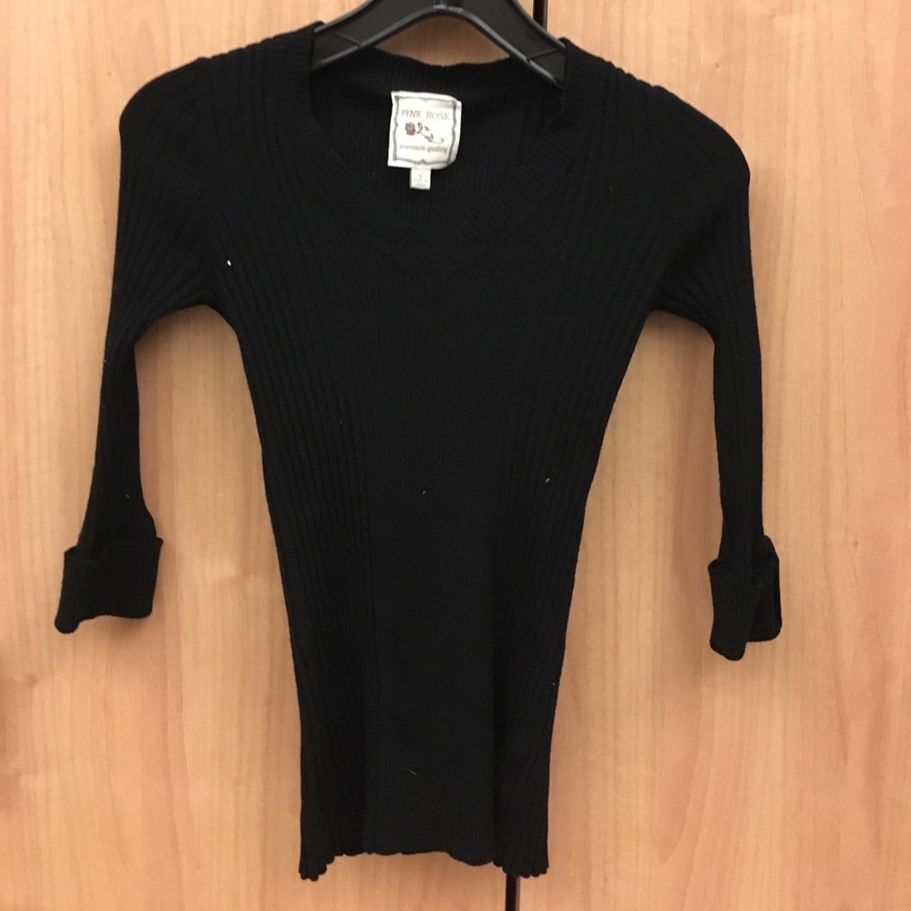 Stretch black sweater