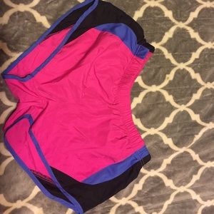 Side running shorts!