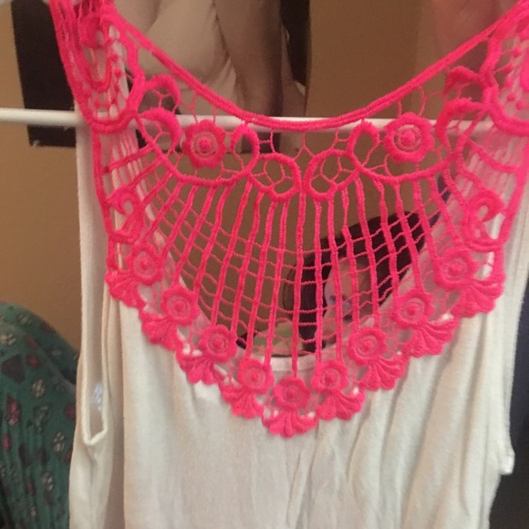 Tank top - Picture 1 of 2