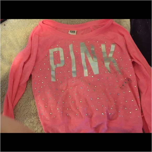 This is a pink sweater from pink - Picture 1 of 2