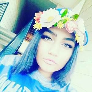 Meet your Posher, Anesia