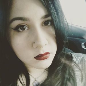 Meet your Posher, Ana-maria