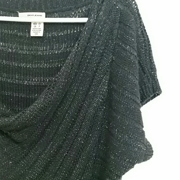 DKNY Tops - DKNY black short sleeve sweater