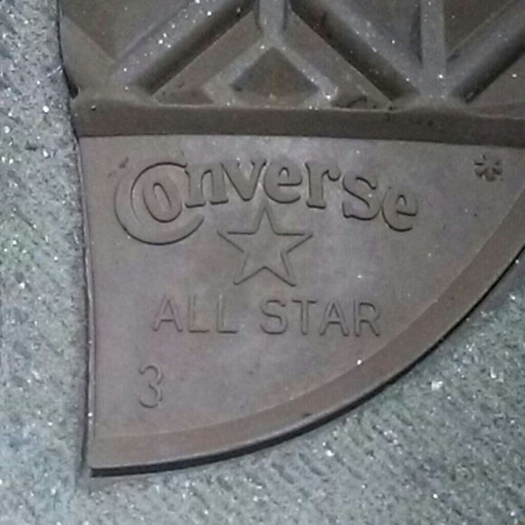 white converse - Picture 4 of 4