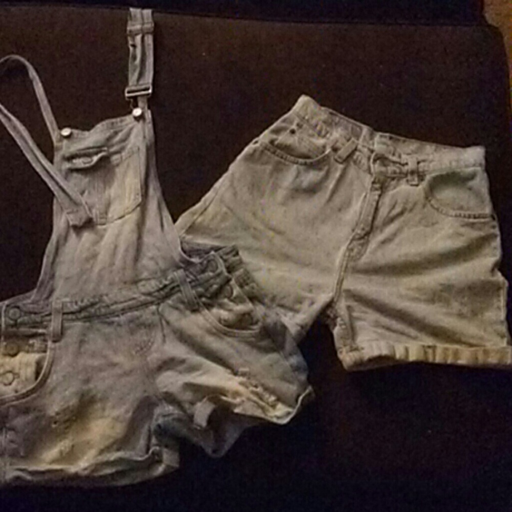 L.e.i overall shorts / Levis highwaist shorts