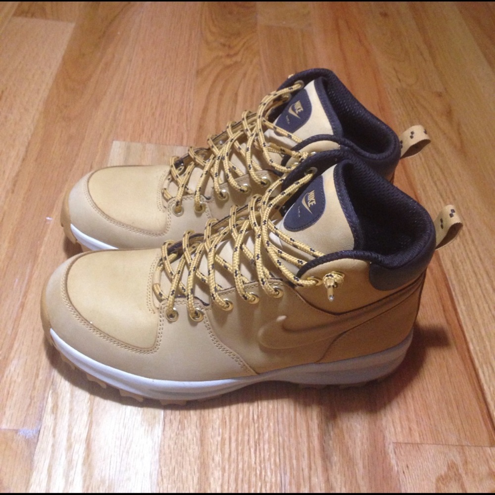 Nike boots