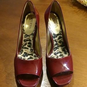 Guess open toe pumps