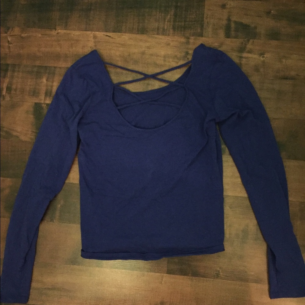 Blue cross back shirt